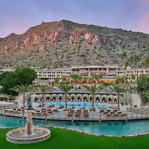 The Phoenician, A Luxury Collection Resort, Курортный комплекс